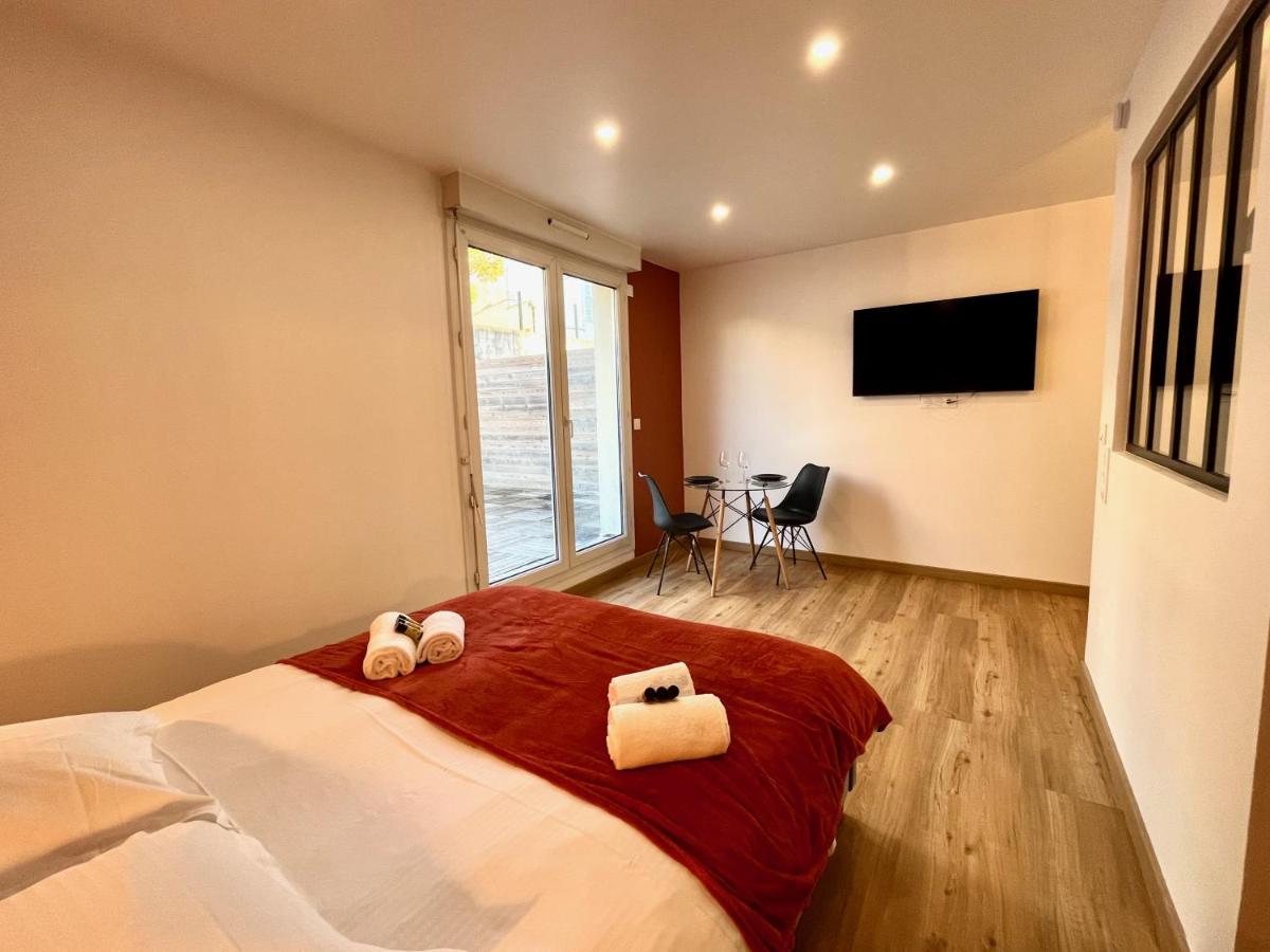 Studio Avec Grande Terrasse Et Parking Privatifs Caen Zewnętrze zdjęcie